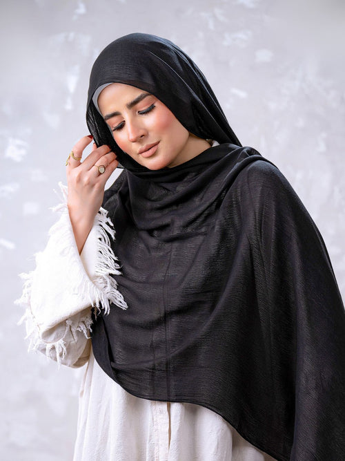 حجاب أسود