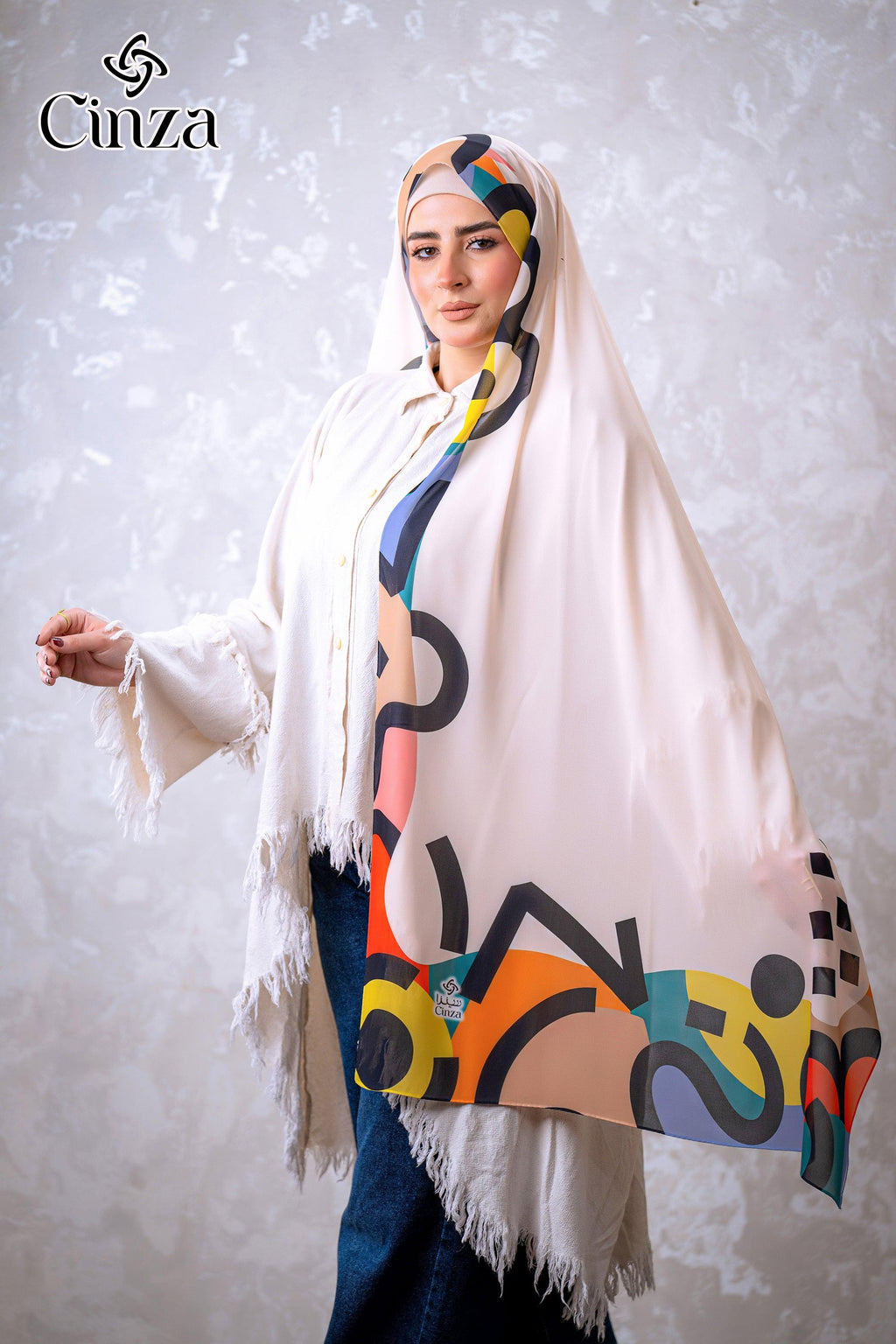 Celoura white printed chiffon hijab by Cinza
