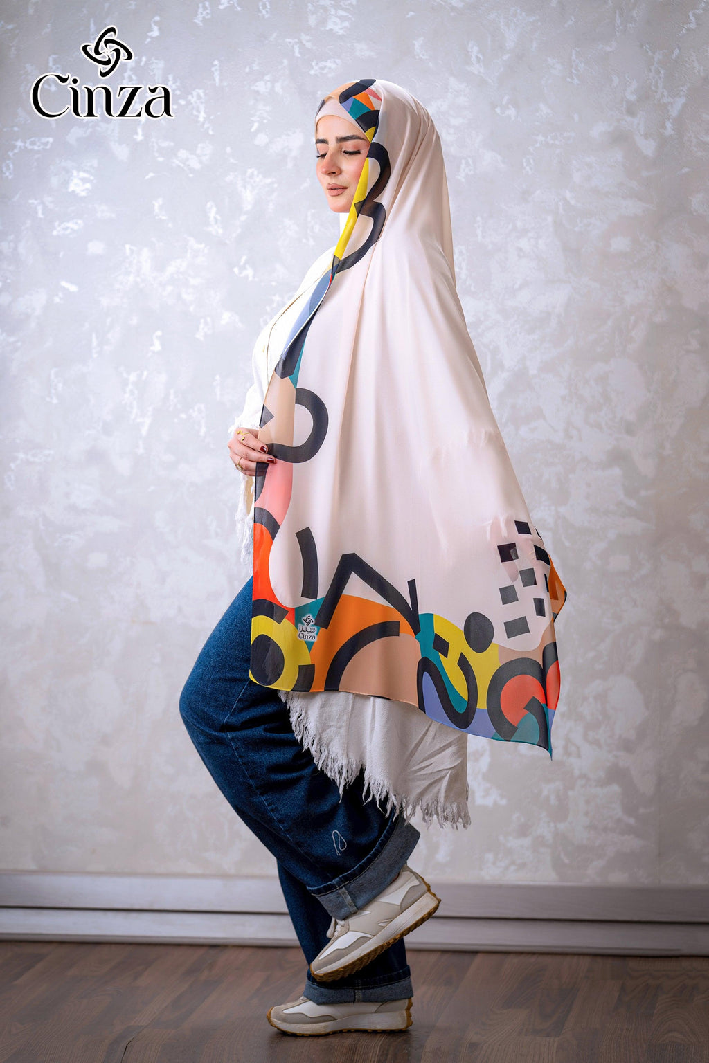 Celoura chiffon hijab with colorful abstract edges